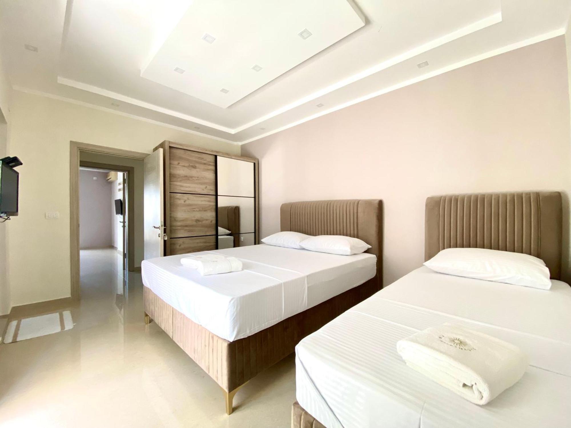 Fimi Apartments Улцин Екстериор снимка