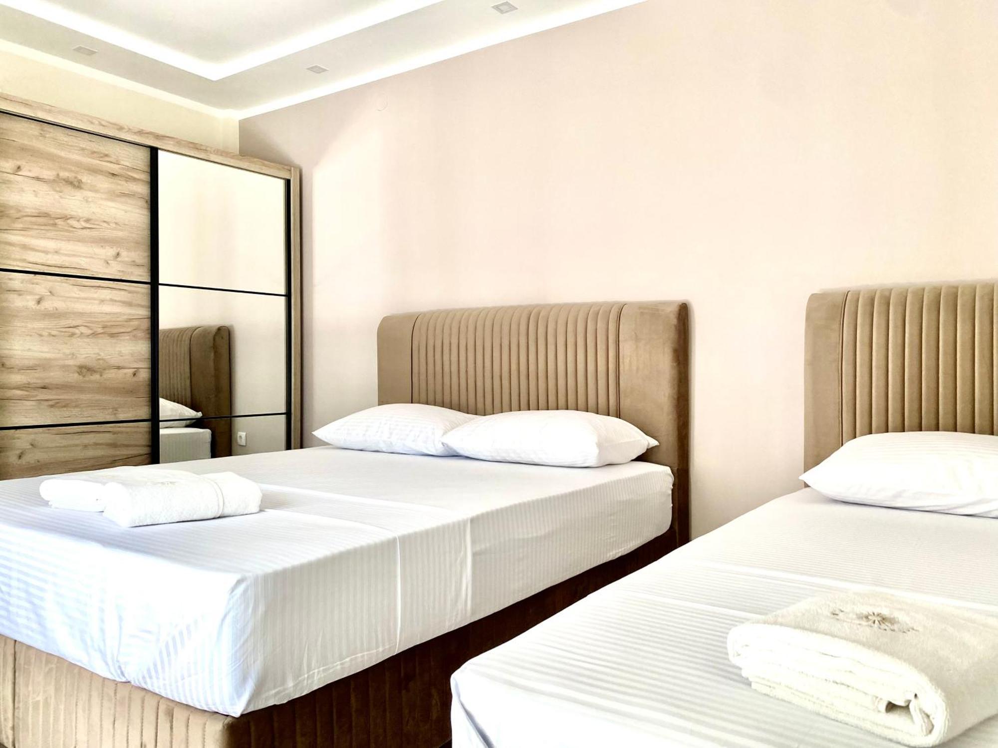 Fimi Apartments Улцин Екстериор снимка