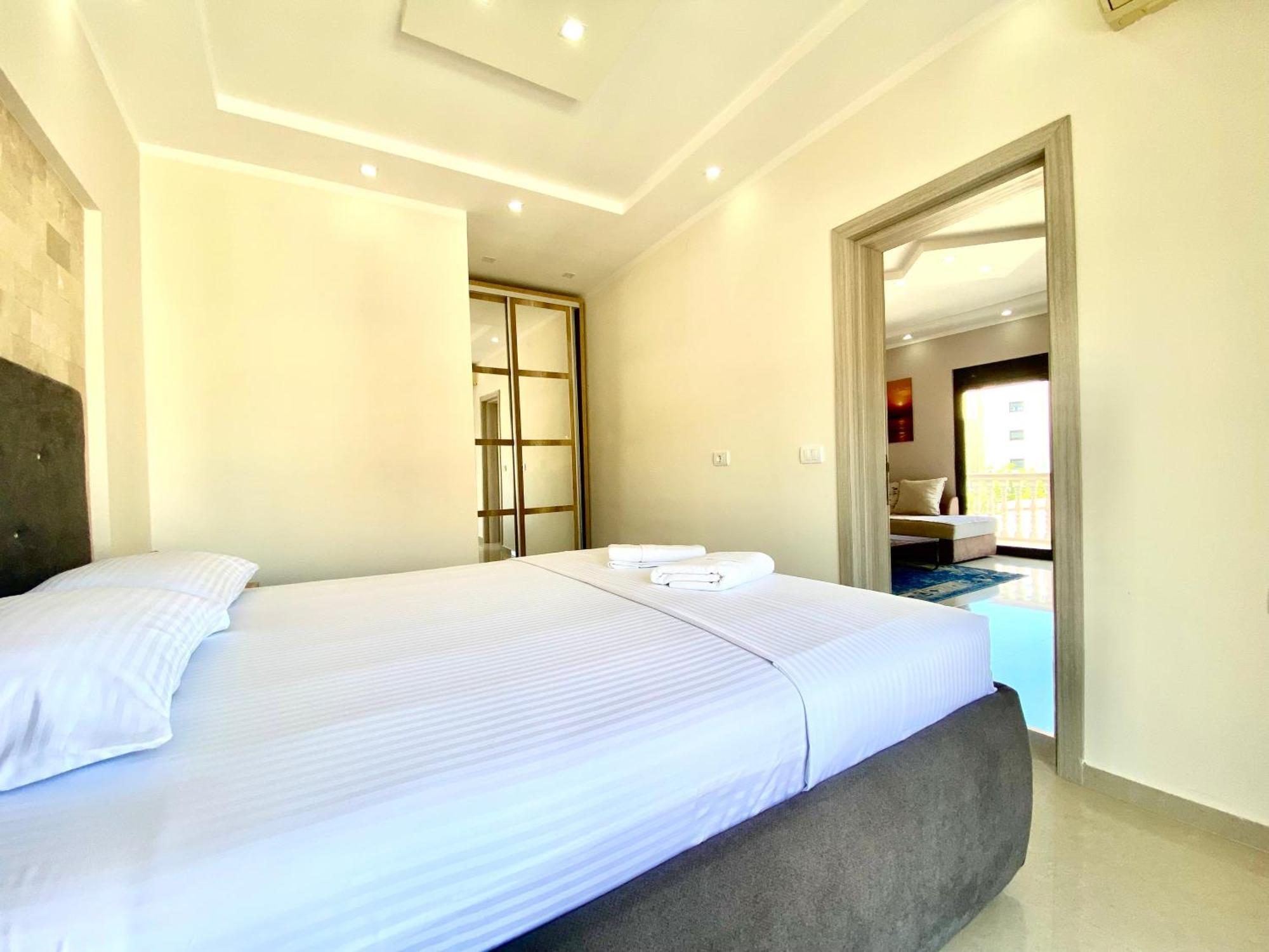 Fimi Apartments Улцин Екстериор снимка