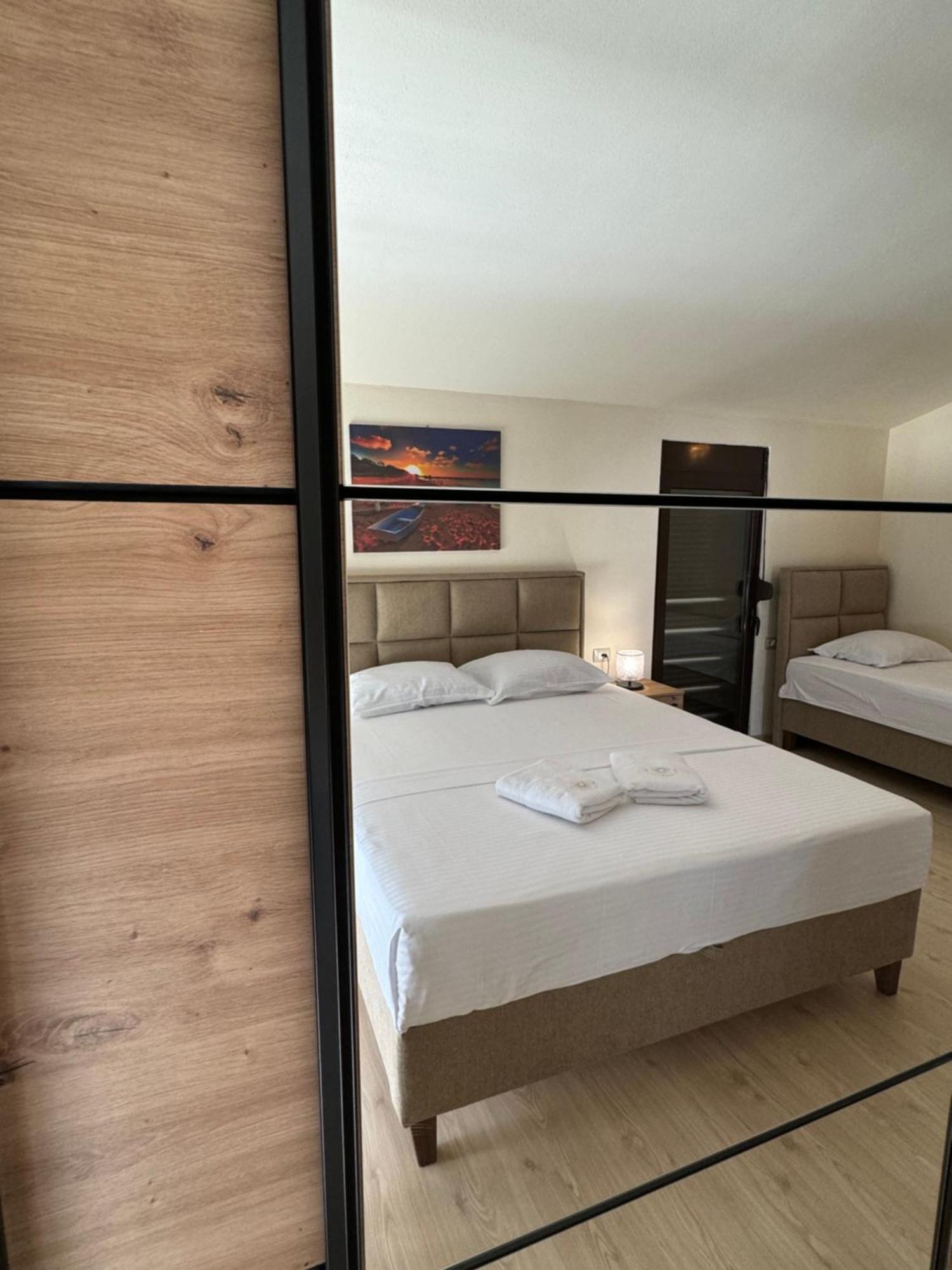 Fimi Apartments Улцин Екстериор снимка