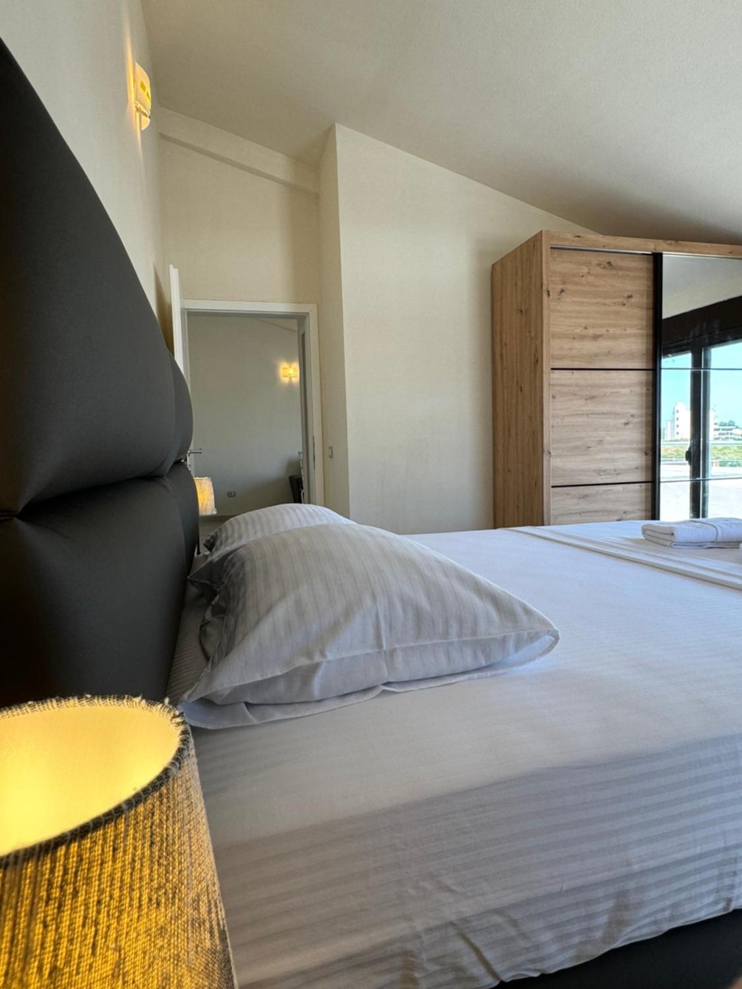 Fimi Apartments Улцин Екстериор снимка