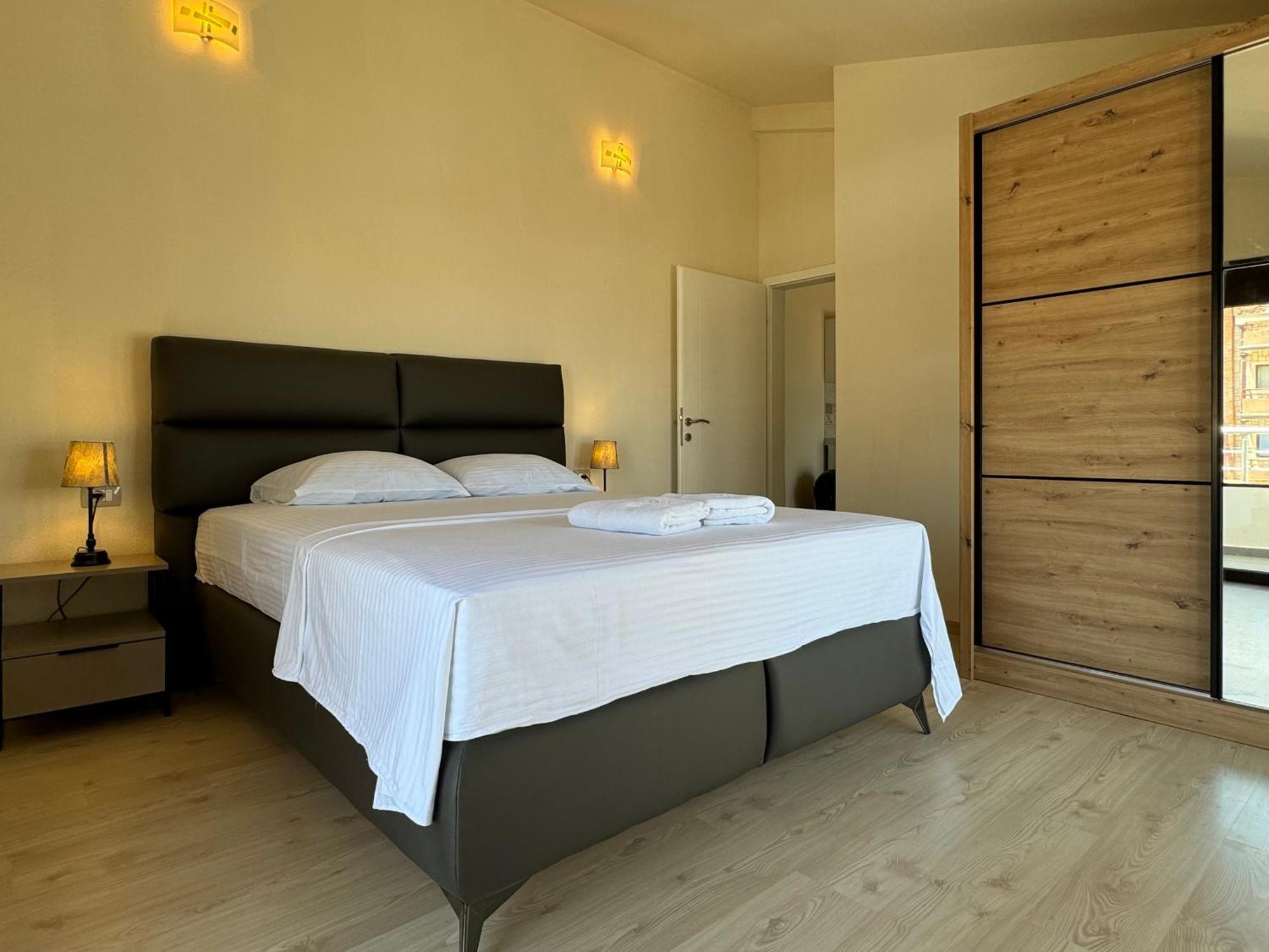 Fimi Apartments Улцин Екстериор снимка