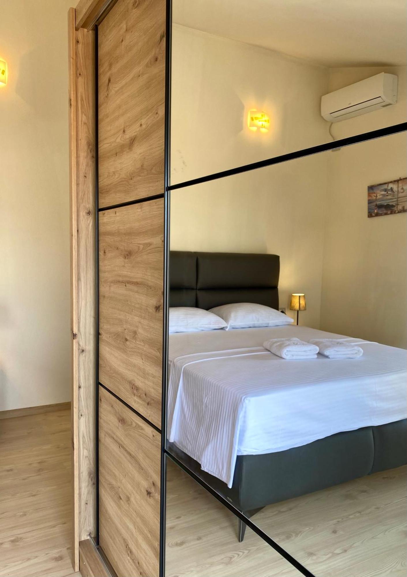 Fimi Apartments Улцин Екстериор снимка
