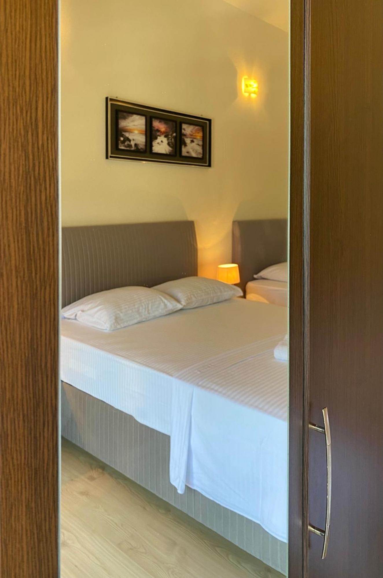 Fimi Apartments Улцин Екстериор снимка