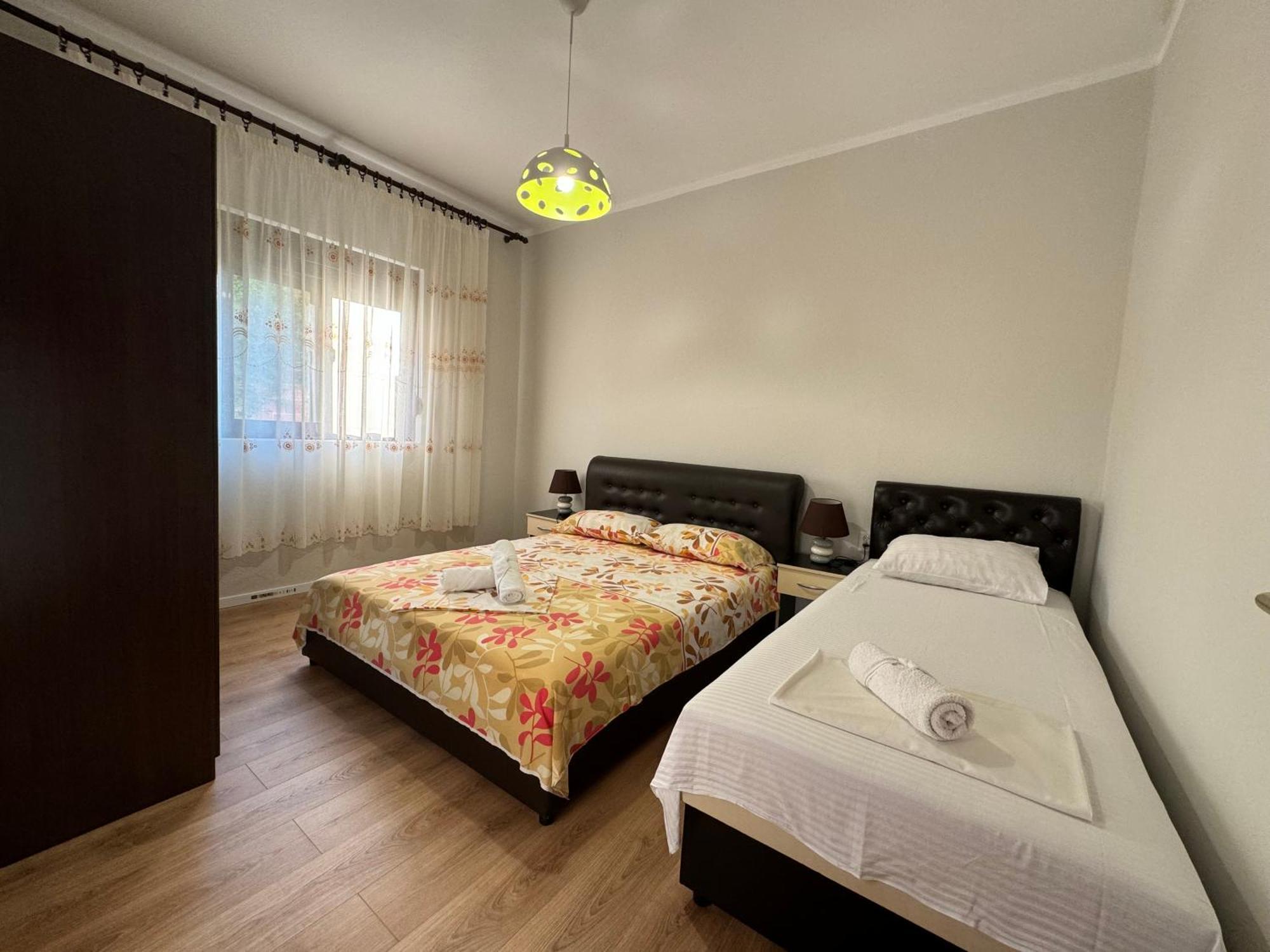 Fimi Apartments Улцин Екстериор снимка